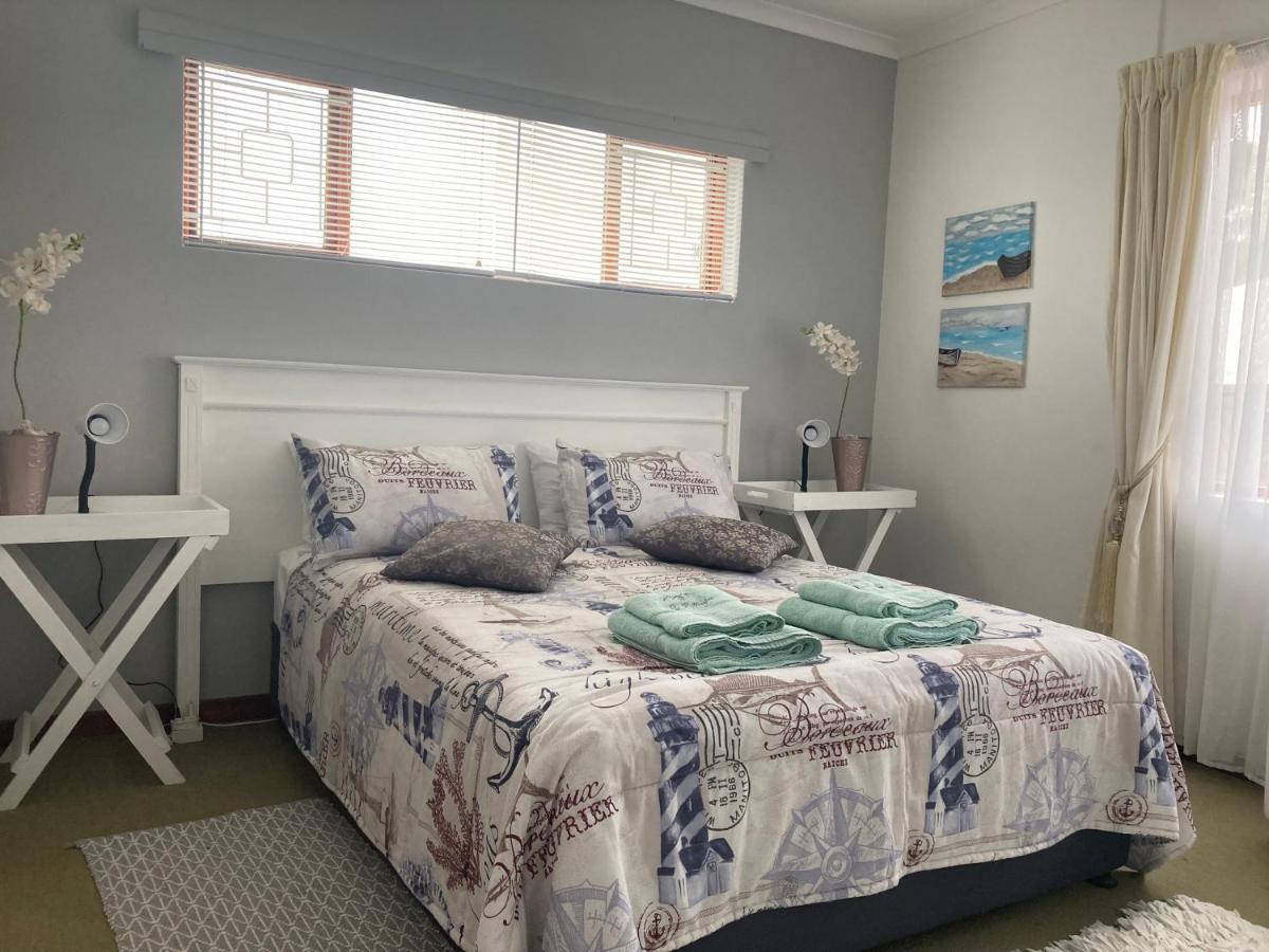 57 On Wellington Accommodation Colchester Esterno foto