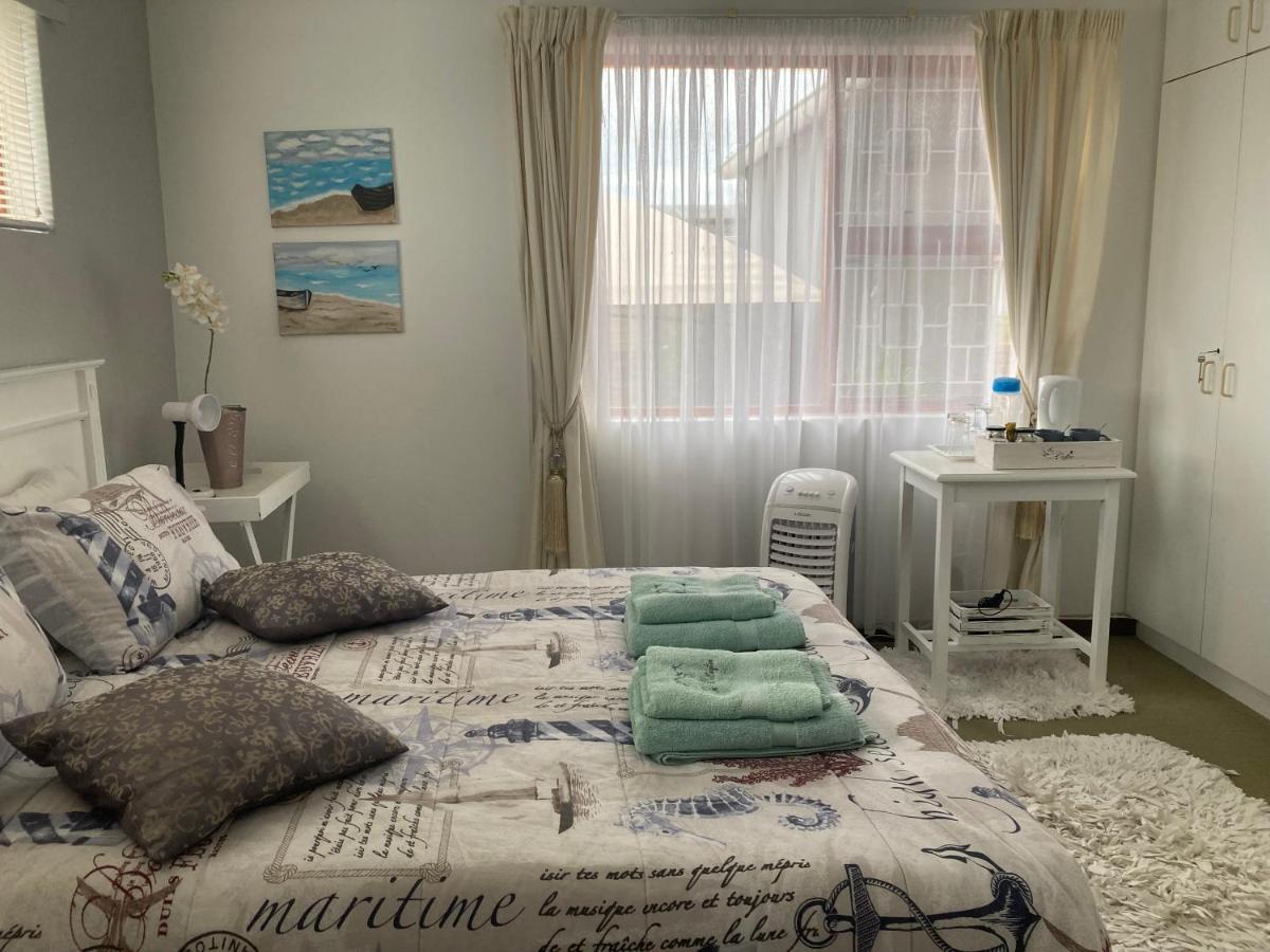 57 On Wellington Accommodation Colchester Esterno foto
