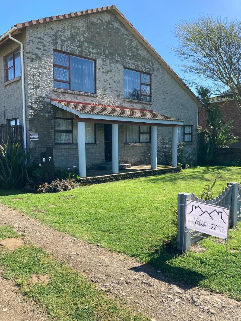 57 On Wellington Accommodation Colchester Esterno foto